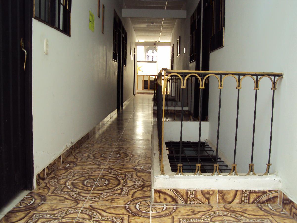 جيراردو Hotel Plaza Confort المظهر الخارجي الصورة